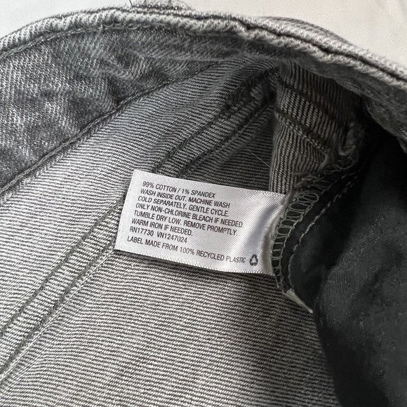 Wild Fable Highest Rise Mom Jeans Size 18 Women's Distressed Gray Straight Taper - Picture 6 of 7